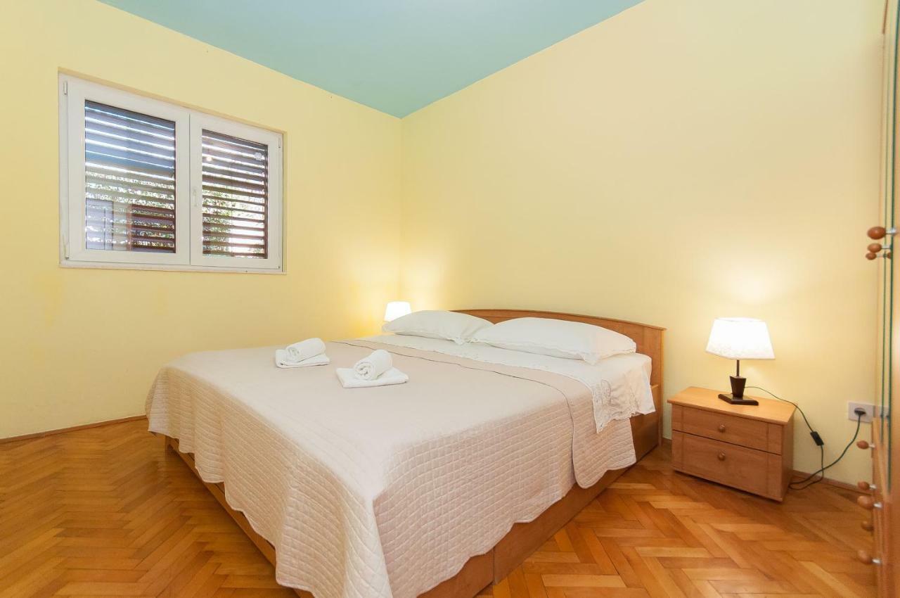 Apartment Ines Omiš Eksteriør bilde